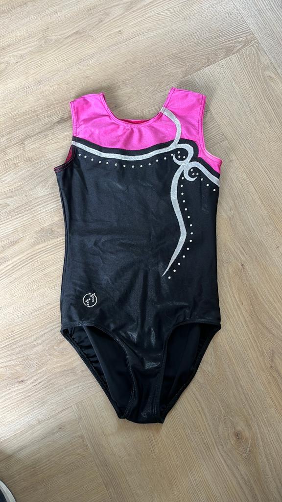 Turnpakje  zwart/roze, Ophalen, Gebruikt, Zwart, Kindermaat 122 t/m 140