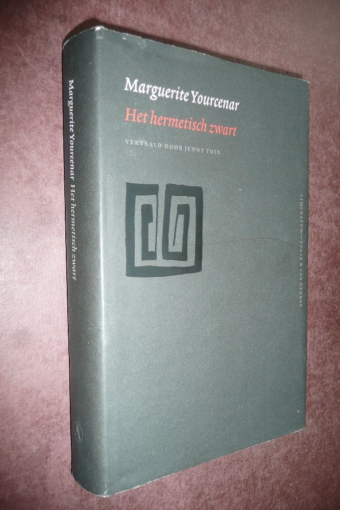 Het Hermetisch Zwart - Marguerite Yourcenar (Hardcover)., Ophalen of Verzenden, Zo goed als nieuw, Het Hermetisch Zwart - Marguerite Yourcenar (Hardcover).