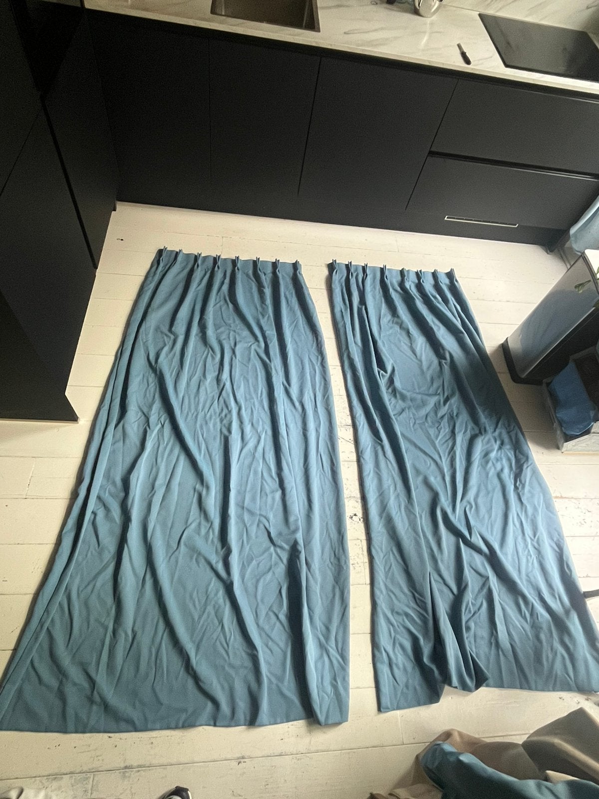 Blauwe zeer verduisterende gordijnen, Huis en Inrichting, Ophalen, Gebruikt, Blauw, Gordijn