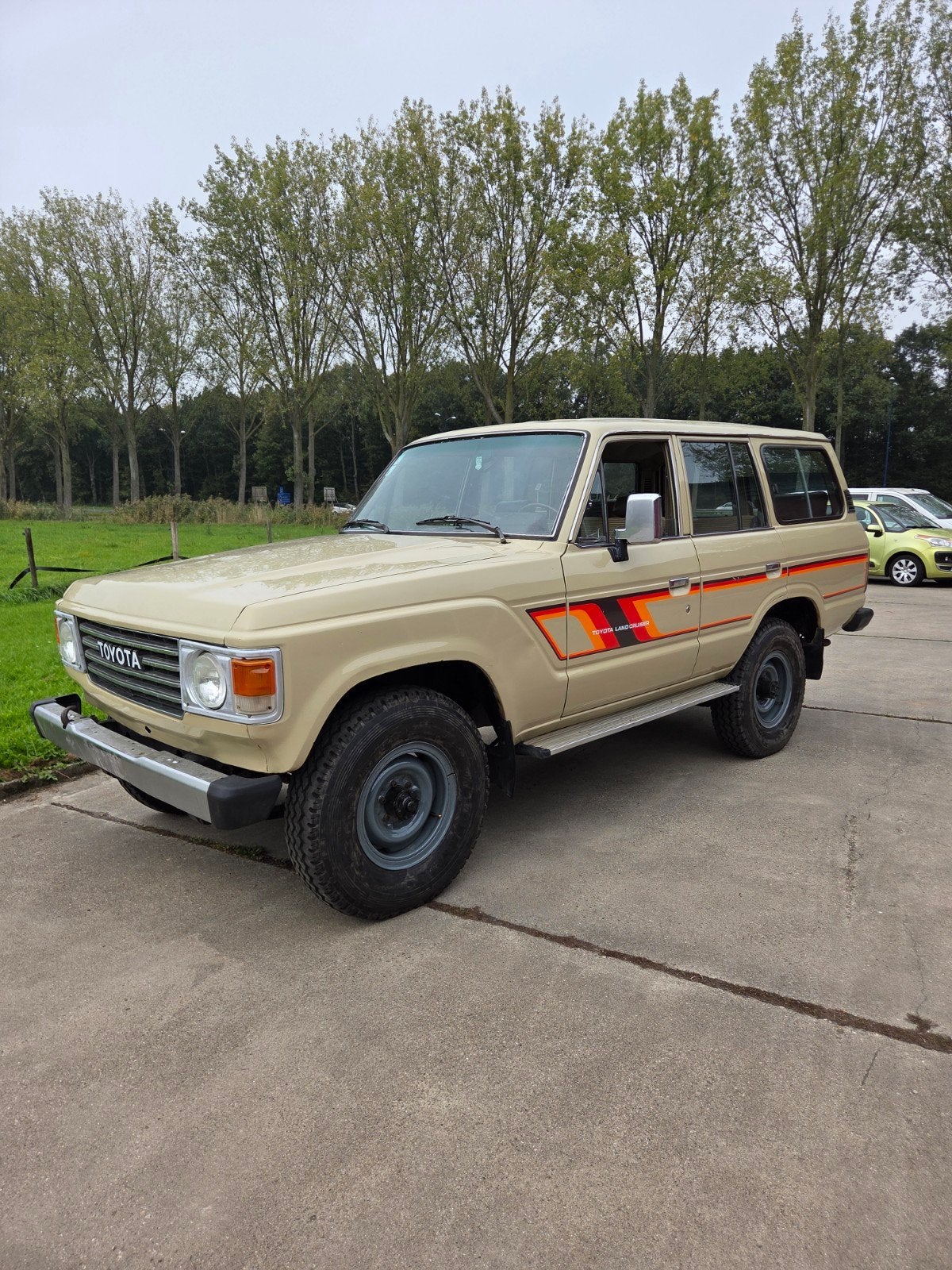 Toyota Landcruiser fj60 1984 airco 9 personen ( hj60 hj61 ), foto 9