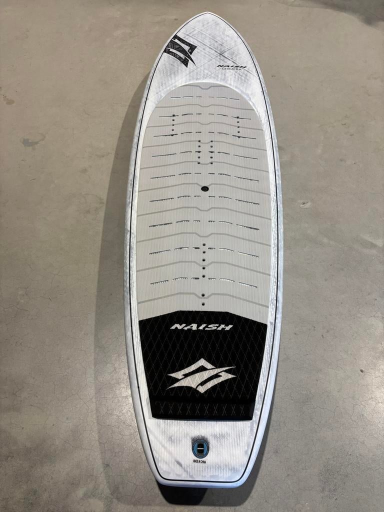Naish Chimera 5’8 - 50L / Zo goed als nieuw, Ophalen, Zo goed als nieuw, Wingsurf-board