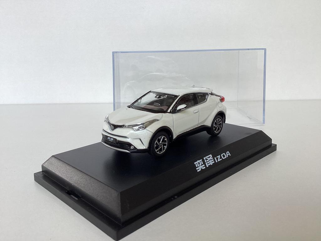 Toyota C-HR wit 1:43 Nieuw in box, Hobby en Vrije tijd, Ophalen of Verzenden, Nieuw, Auto, Overige merken