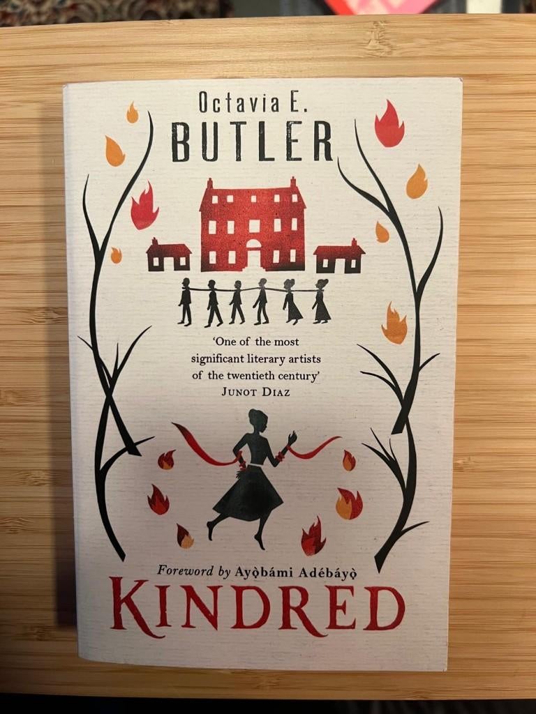 Boek "Kindred", Ophalen of Verzenden, Zo goed als nieuw