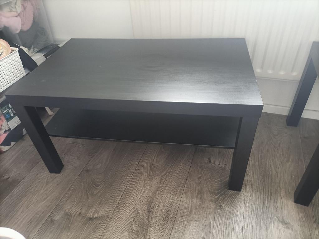 Ikea Salontafel Zwartbruin met Plank, Huis en Inrichting, Tafels | Salontafels, Ophalen, Kunststof, Gebruikt, 50 tot 100 cm