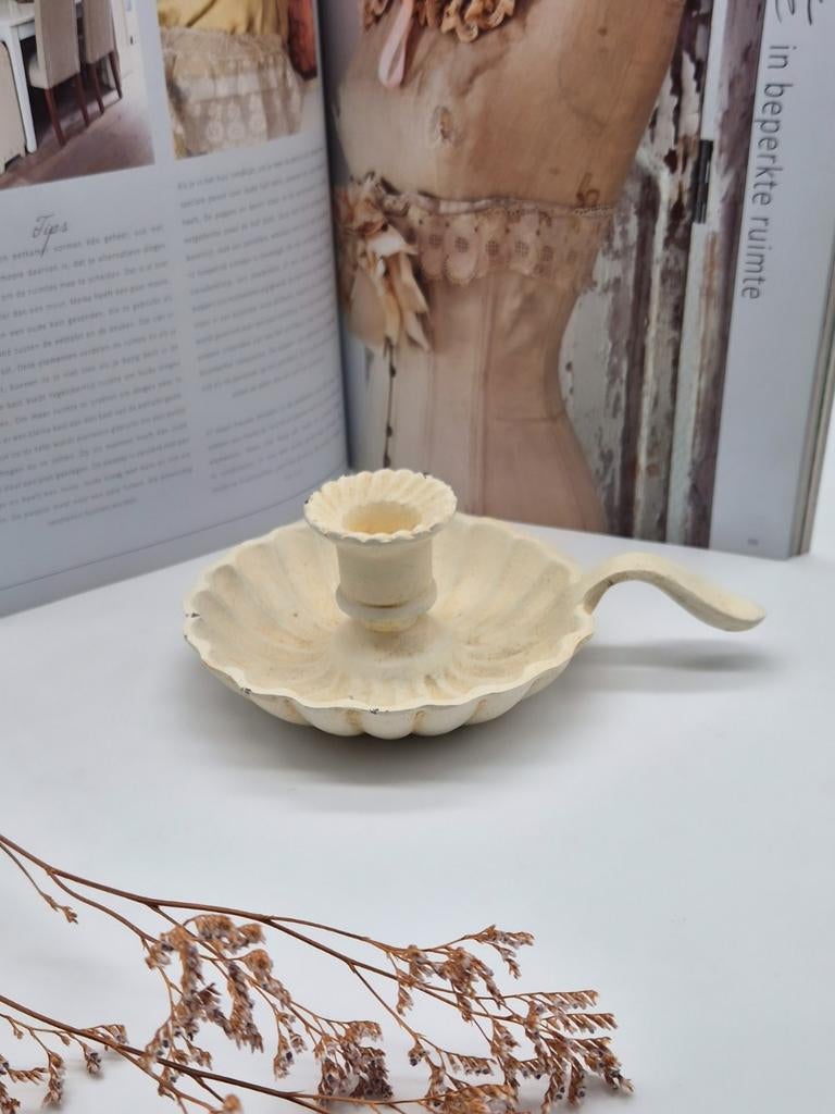 Vintage Crème Gietijzeren Blaker Schelpvorm, Huis en Inrichting, Woonaccessoires | Kandelaars en Kaarsen, Gebruikt, Crème, Ophalen of Verzenden