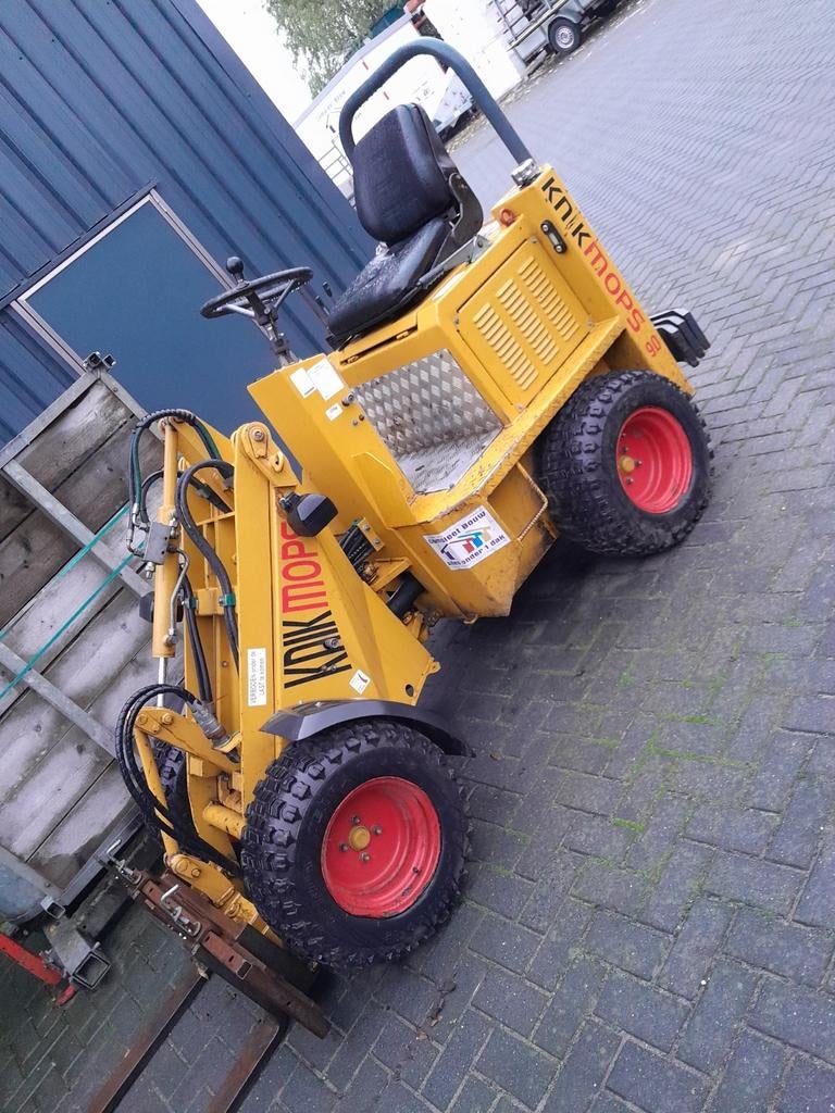 shovel, knikmops 90 of 130 huren ?
