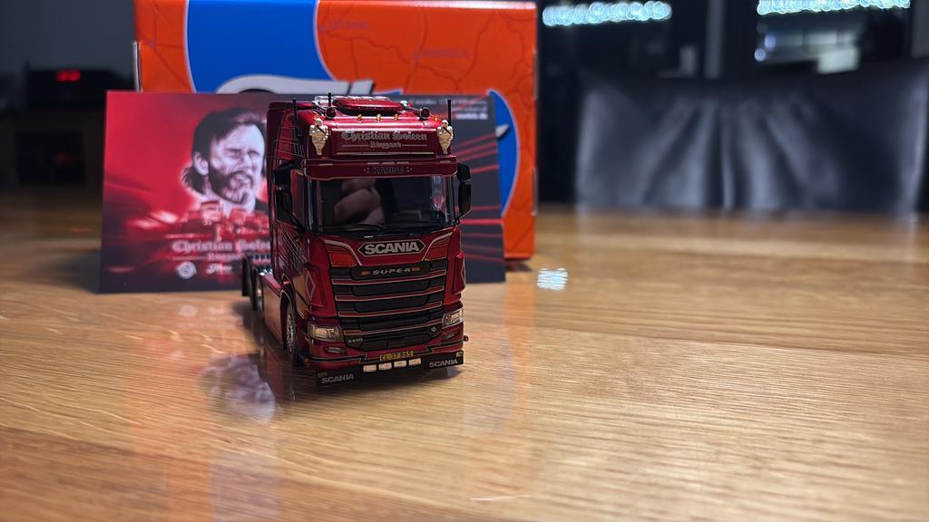 Tekno Christian Soleen, Hobby en Vrije tijd, Modelauto's | 1:50, Zo goed als nieuw, Bus of Vrachtwagen, Tekno, Ophalen of Verzenden