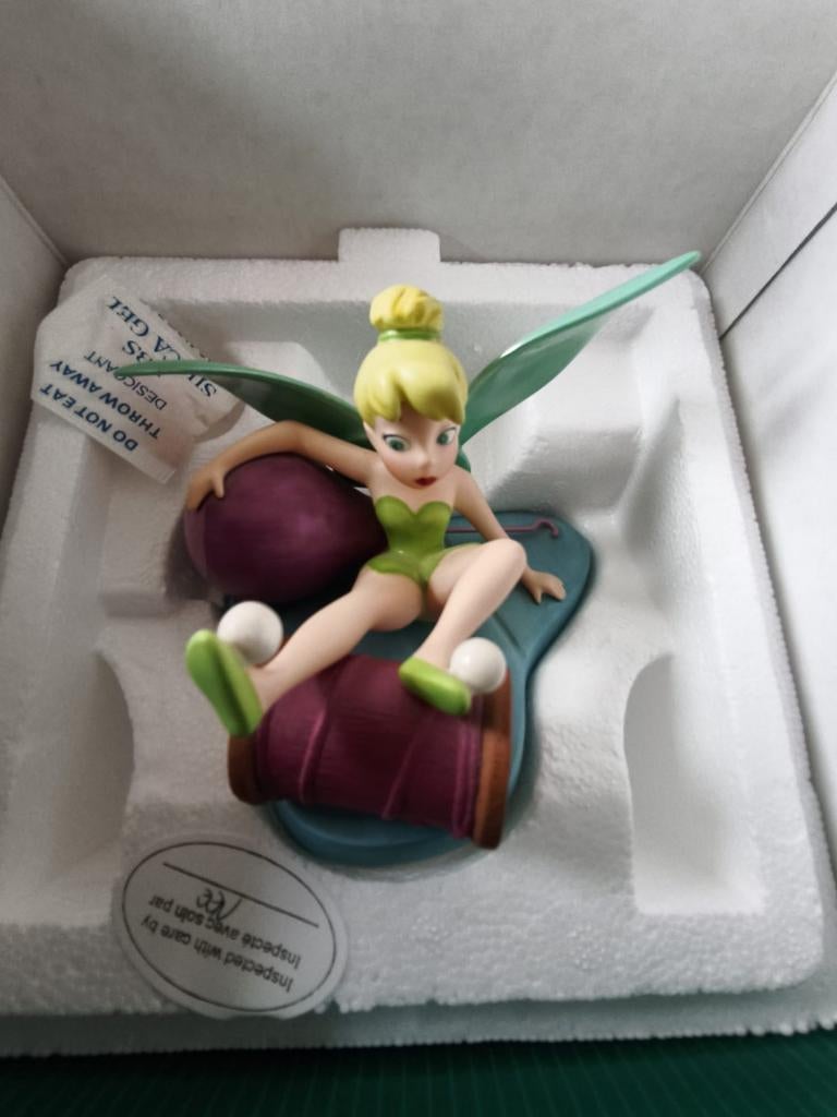 Tinker bell nieuw in doos. WDCC beeld, Verzamelen, Disney, Ophalen of Verzenden, Overige figuren, Nieuw, Beeldje of Figuurtje