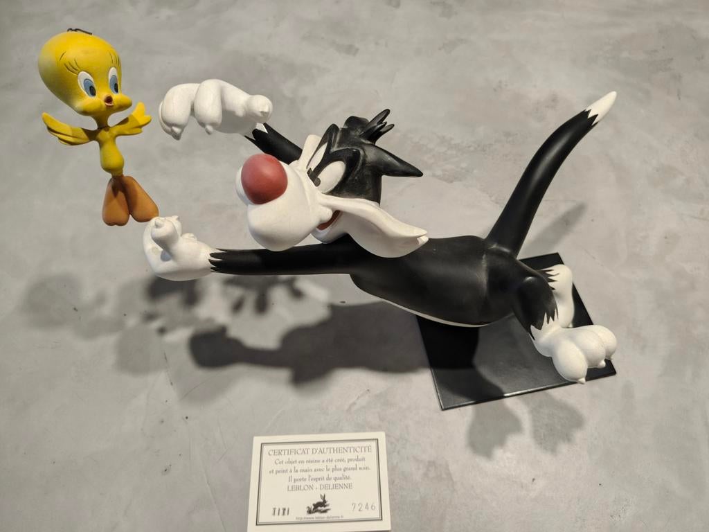 Leblon Tweety & Sylvester collectors item, Verzamelen, Beelden en Beeldjes, Nieuw, Ophalen of Verzenden