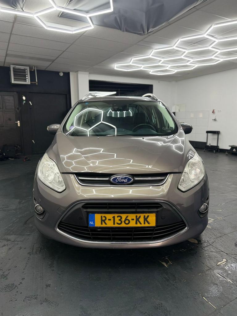Ford Grand C-Max 1.0 7 persoons bezorgen mogelijk!!!, Auto's, Ford, Voorwielaandrijving, 745 kg, 125 pk, Bruin