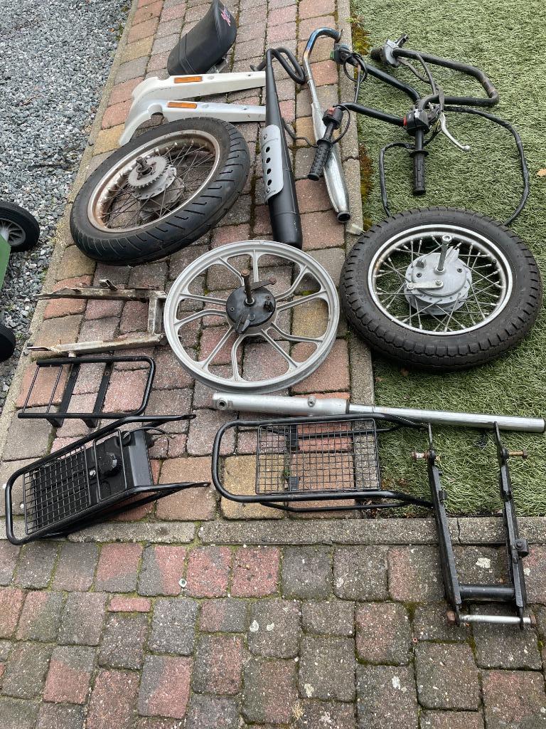 Tomos onderdelen, Fietsen en Brommers, Brommers | Tomos, Zo goed als nieuw, Overige modellen, Verzenden