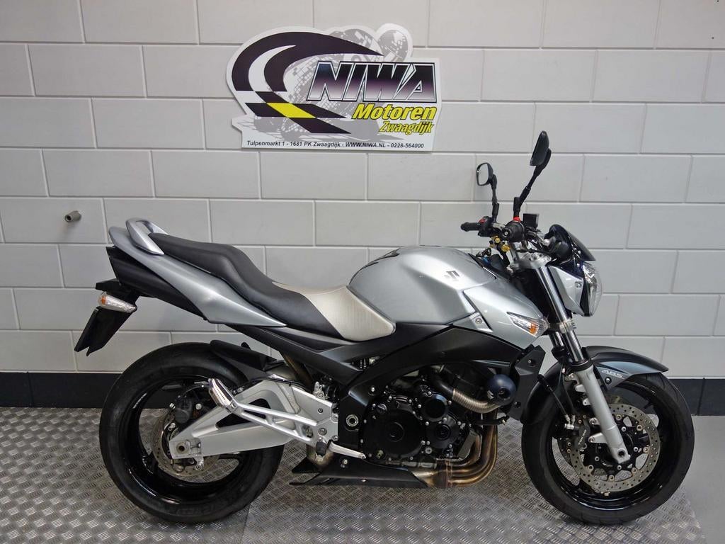 SUZUKI GSR 600 A, SUZUKI, 4 cilinders, Motorrijbewijs A, Bedrijf
