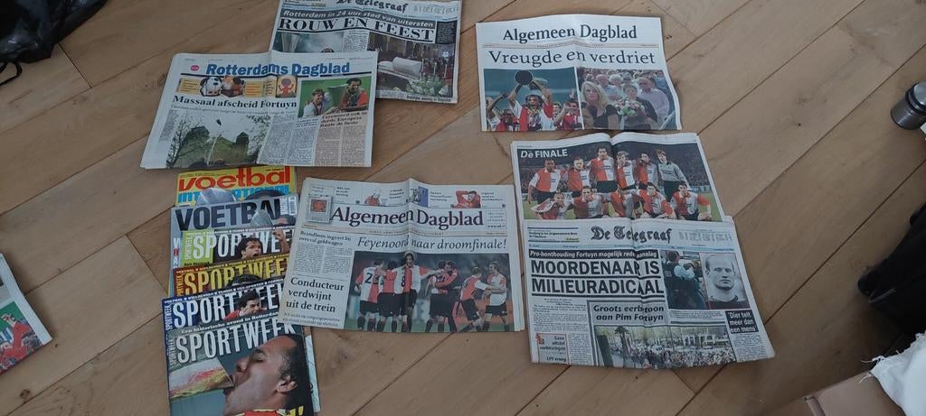 Collectie Feyenoord magazines Kranten UEFA CUP 2001/2002, Ophalen of Verzenden, Gelezen, Krant