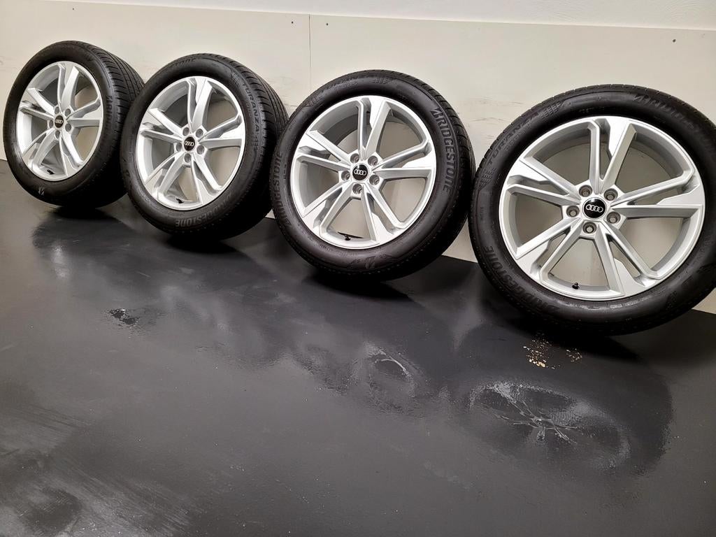Zgan 19 inch audi Q3 S-LINE velgen 235 50 19 seat skoda vw, Auto-onderdelen, Banden en Velgen, Gebruikt, Banden en Velgen, 235 mm