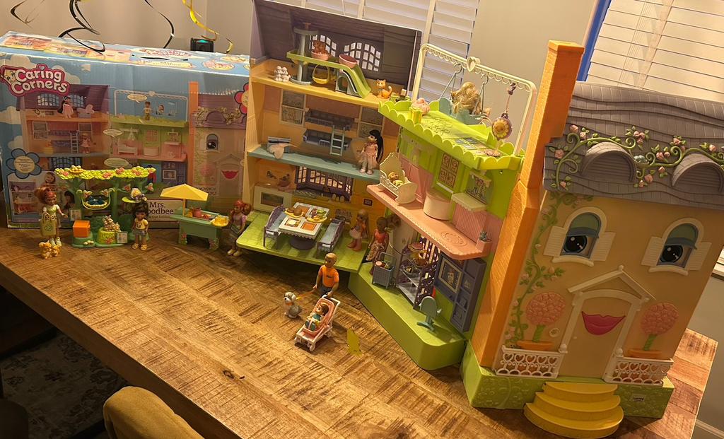 Caring corners learning curve mrs goodbee poppenhuis, Ophalen, Gebruikt, Poppenhuis