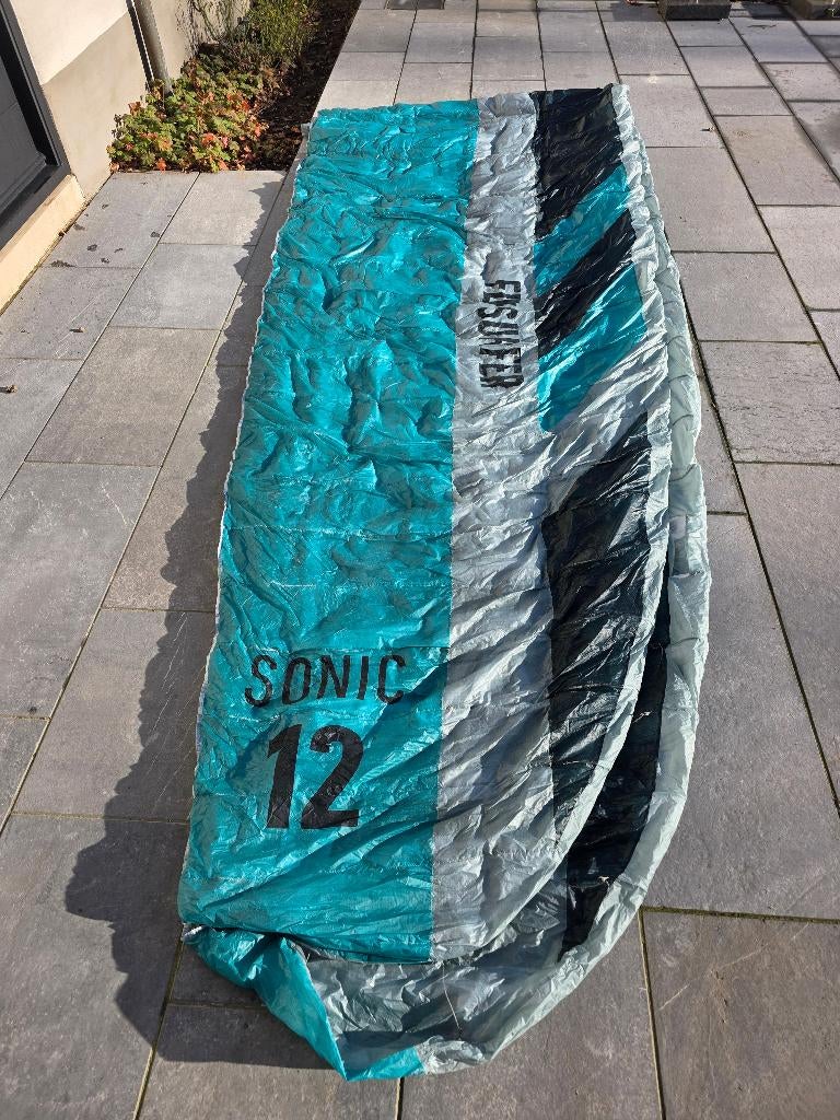 Flysurfer foilkite Sonic4 (model 2024) - 12m², Watersport en Boten, Wingsurfen, Gebruikt, Wingsurf-wing, Ophalen of Verzenden