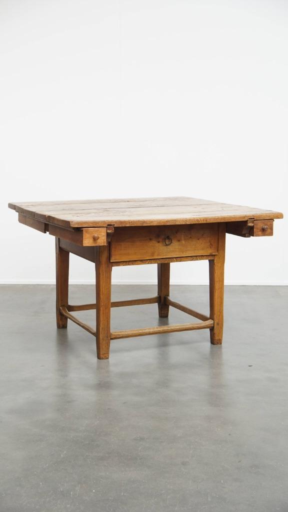 Prachtige vierkante antieke eettafel gemaakt van iepenhout, Ophalen, Gebruikt, ., Vierkant