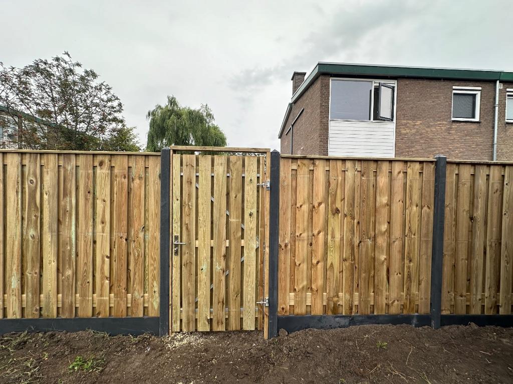 Hout-beton schuttingen, Gratis offerte!, Ophalen, Minder dan 3 meter, Nieuw, Dienstverlening Entjes