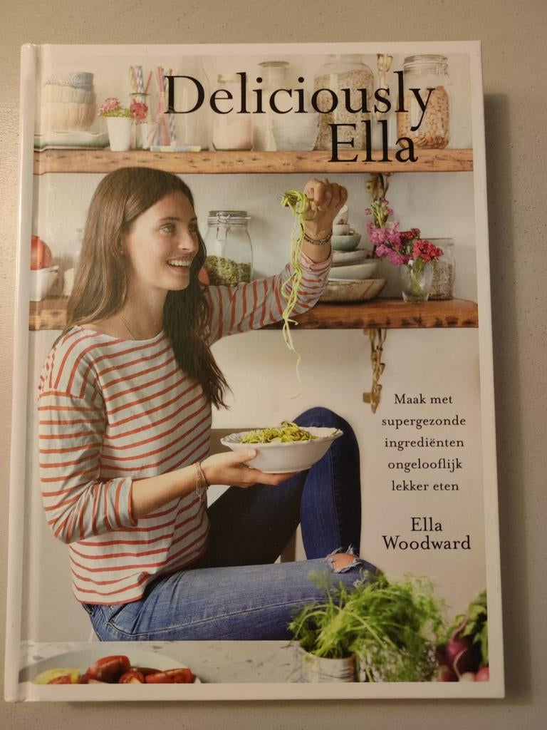 Deliciously Ella Kookboek, Boeken, Kookboeken, Zo goed als nieuw, Hoofdgerechten, Taart, Gebak en Desserts, Europa, Gezond koken
