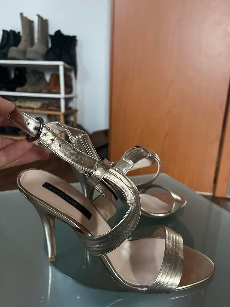 Zara Gouden Hakken - Maat 41, Ophalen of Verzenden, Nieuw, Overige kleuren, Schoenen met hoge hakken