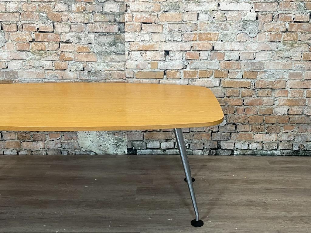 Vitra MedaMorph / 200cm bij TheReSales, Huis en Inrichting, Tafels | Eettafels, Ophalen, 50 tot 100 cm, Design, 150 tot 200 cm