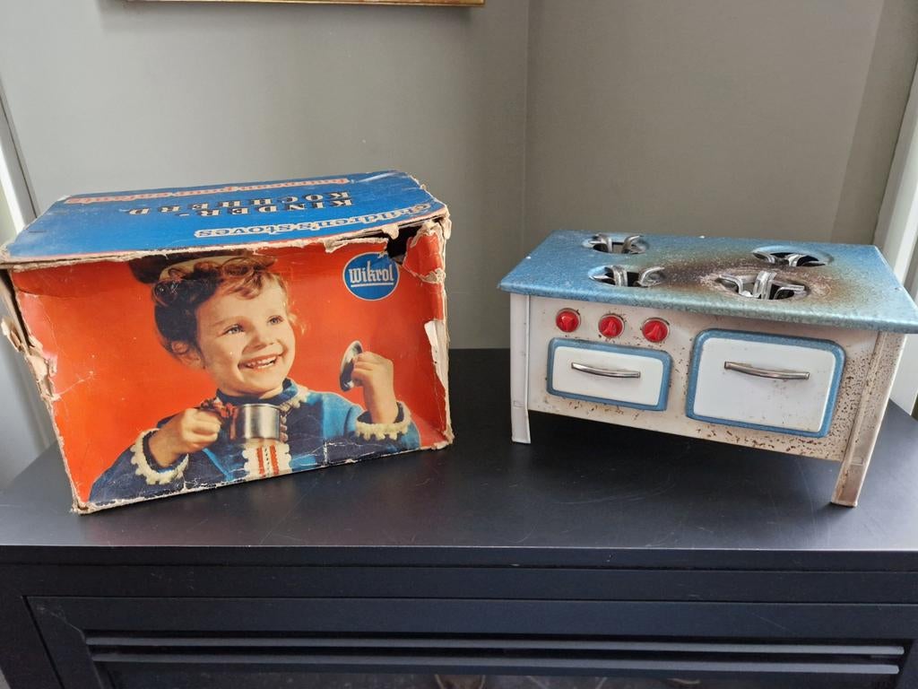 Vintage kinderkeuken merk wikrol met doos, Antiek en Kunst, Antiek | Speelgoed, Ophalen of Verzenden