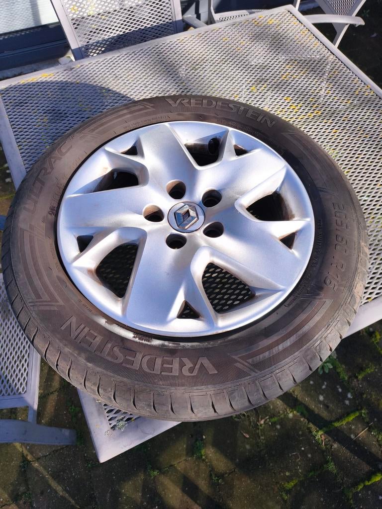 4 Vredestein Ultrac zomerbanden op stalen velg half jaar oud, Ophalen, Gebruikt, 16 inch, Banden en Velgen