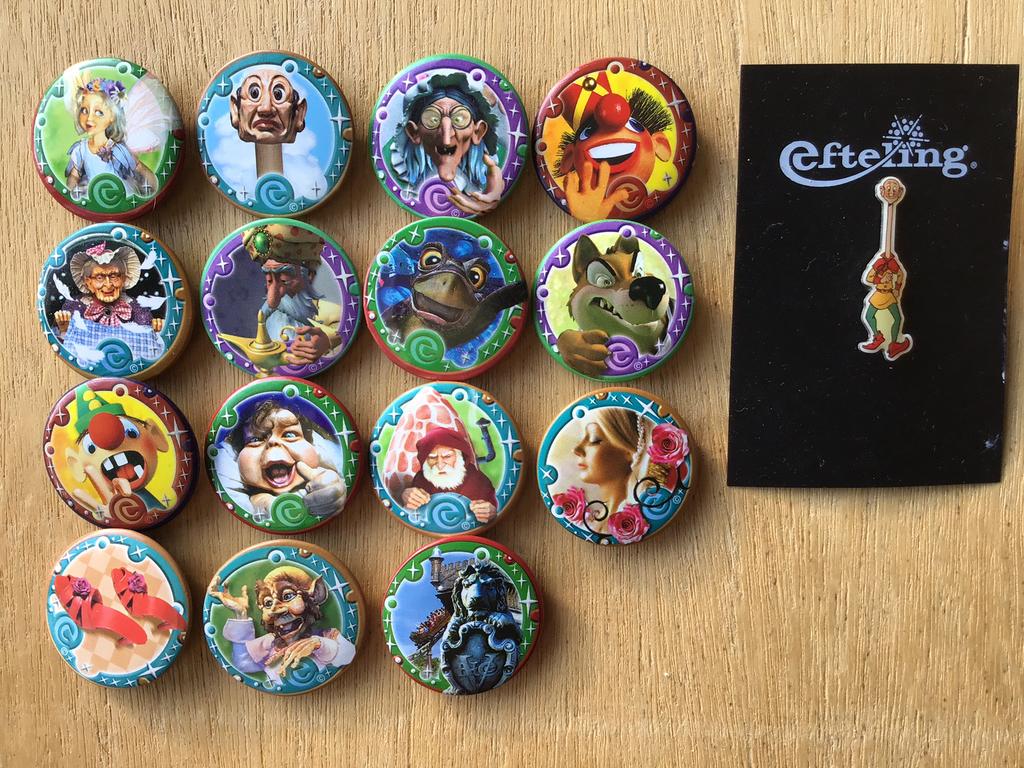 15 Efteling buttons & pin Langnek - ZGAN, Verzamelen, Efteling, Zo goed als nieuw, Button of Speldje, Ophalen of Verzenden
