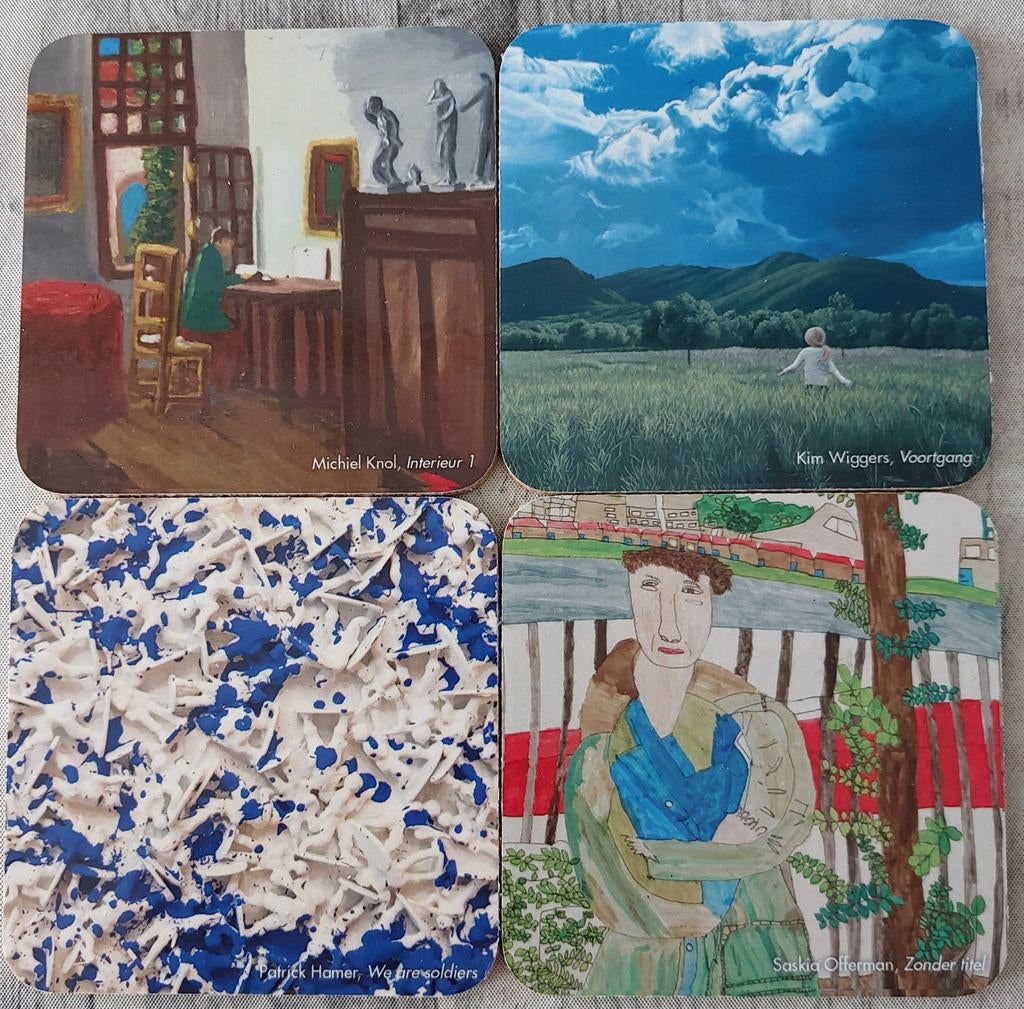 Onderzetters met motieven van kunstenaars., Ophalen of Verzenden, Glas of Kopje