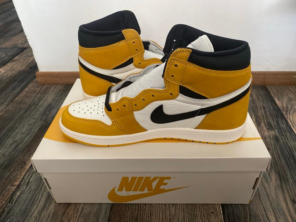 Nike Air Jordan 1 OG Yellow Ochre Maat 46, Ophalen of Verzenden, Nieuw, Overige kleuren, Sneakers of Gympen
