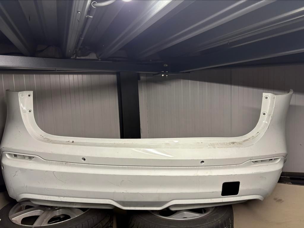 Nissan Qashqai Achterbumper 85022HV00H PDC Bumper Achter, Ophalen, Gebruikt, Achter, Bumper