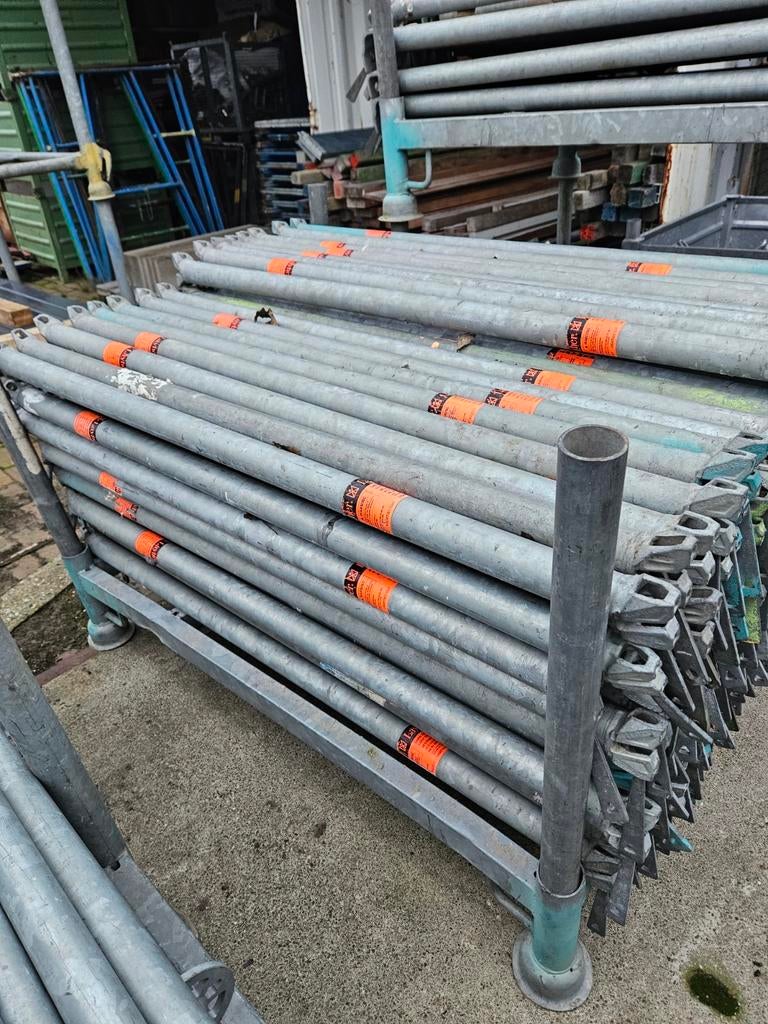 Liggers 1,40 mtr layher allround LW, Doe-het-zelf en Verbouw, Steigers, Gebruikt, Gevelsteiger, 5 meter of hoger, Ophalen
