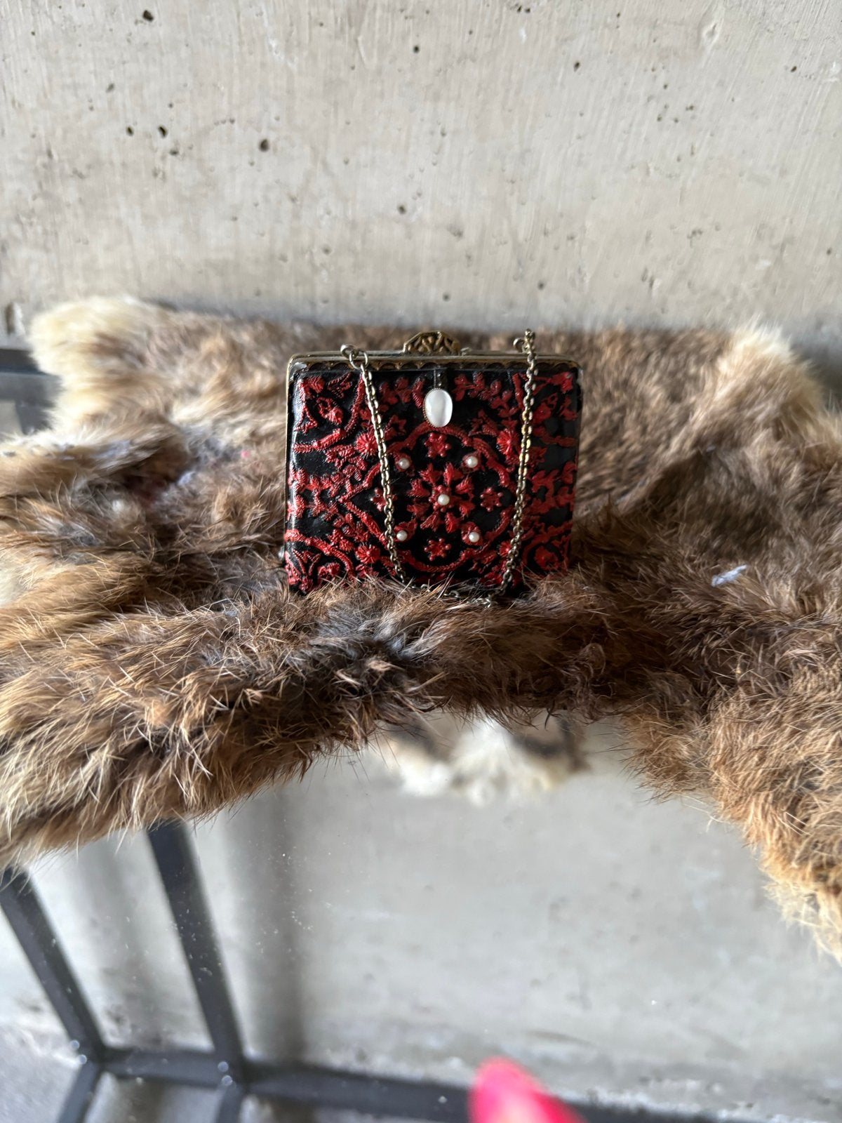 Decoratief tasje met kralen en ketting, Huis en Inrichting, Ophalen, Gebruikt