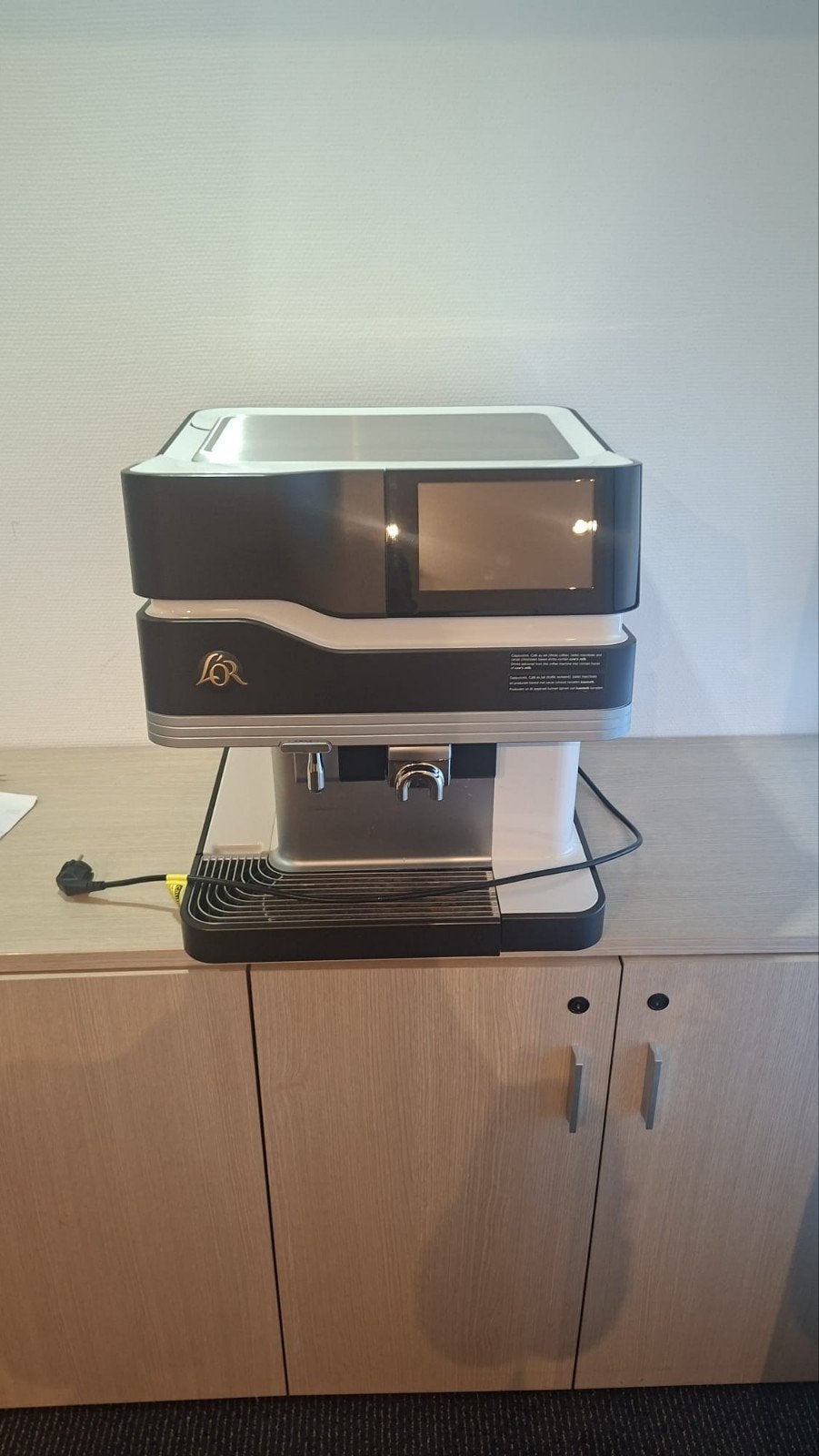 Douwe Egberts - L'OR Koffiemachine Promesso, Ophalen, Zo goed als nieuw, Koffiemachine