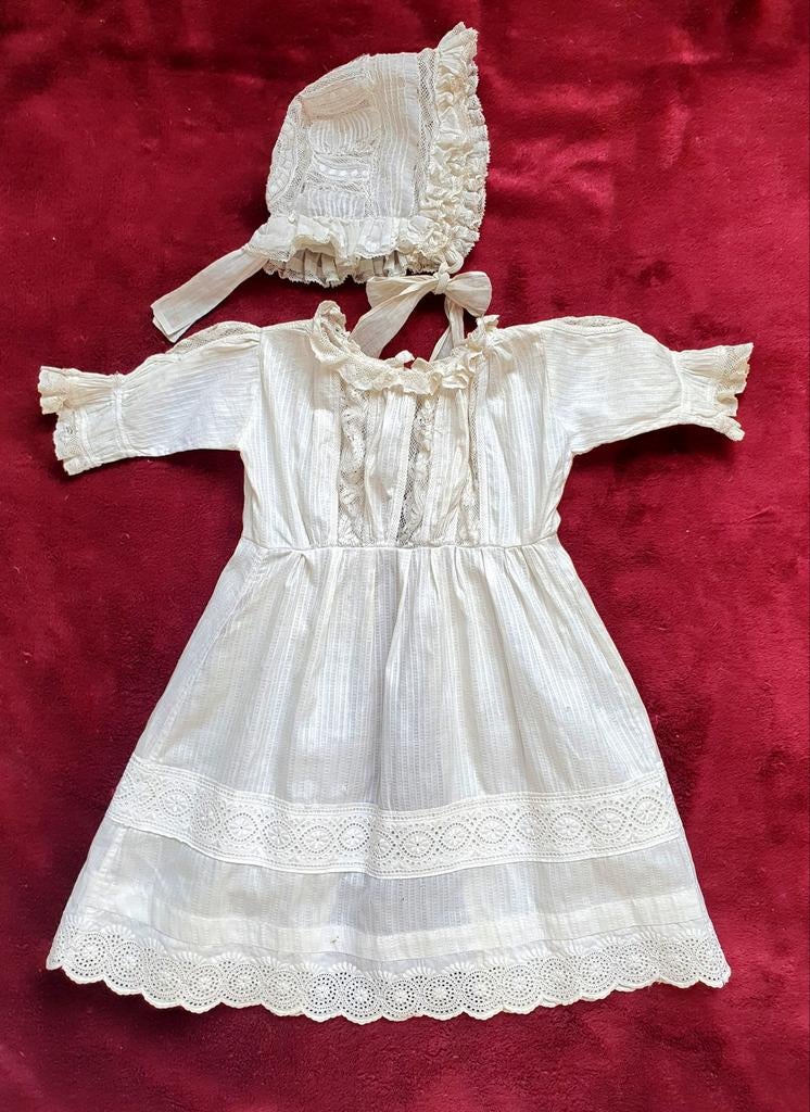 Antieke babyjurk met mutsje - Handgemaakt kant, Ophalen of Verzenden, Gebruikt, Handgemaakt, Jongetje of Meisje