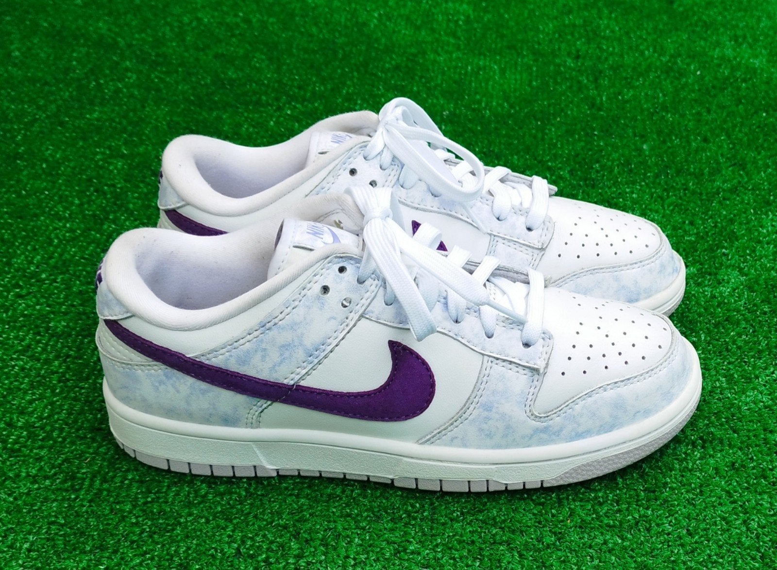 Nike Dunk Low 'Light Violet' - Maat 38, Nike, Inc., Wit, Nike, Ophalen of Verzenden