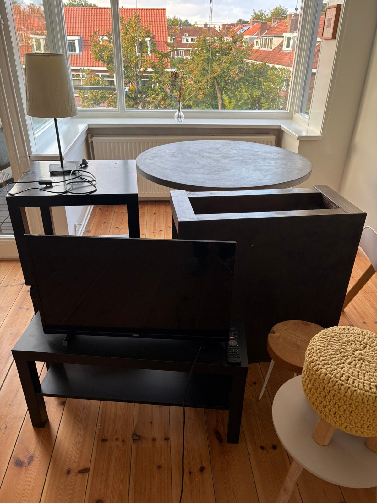 FREE TODAY Living room  FURNITURE, Gebruikt, Vierkant, 5 – 50, Overige houtsoorten