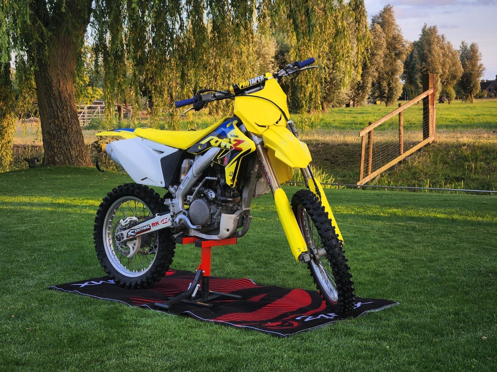 Suzuki rmz 250, Ophalen, 250 cc, Gebruikt, 5 versnellingen