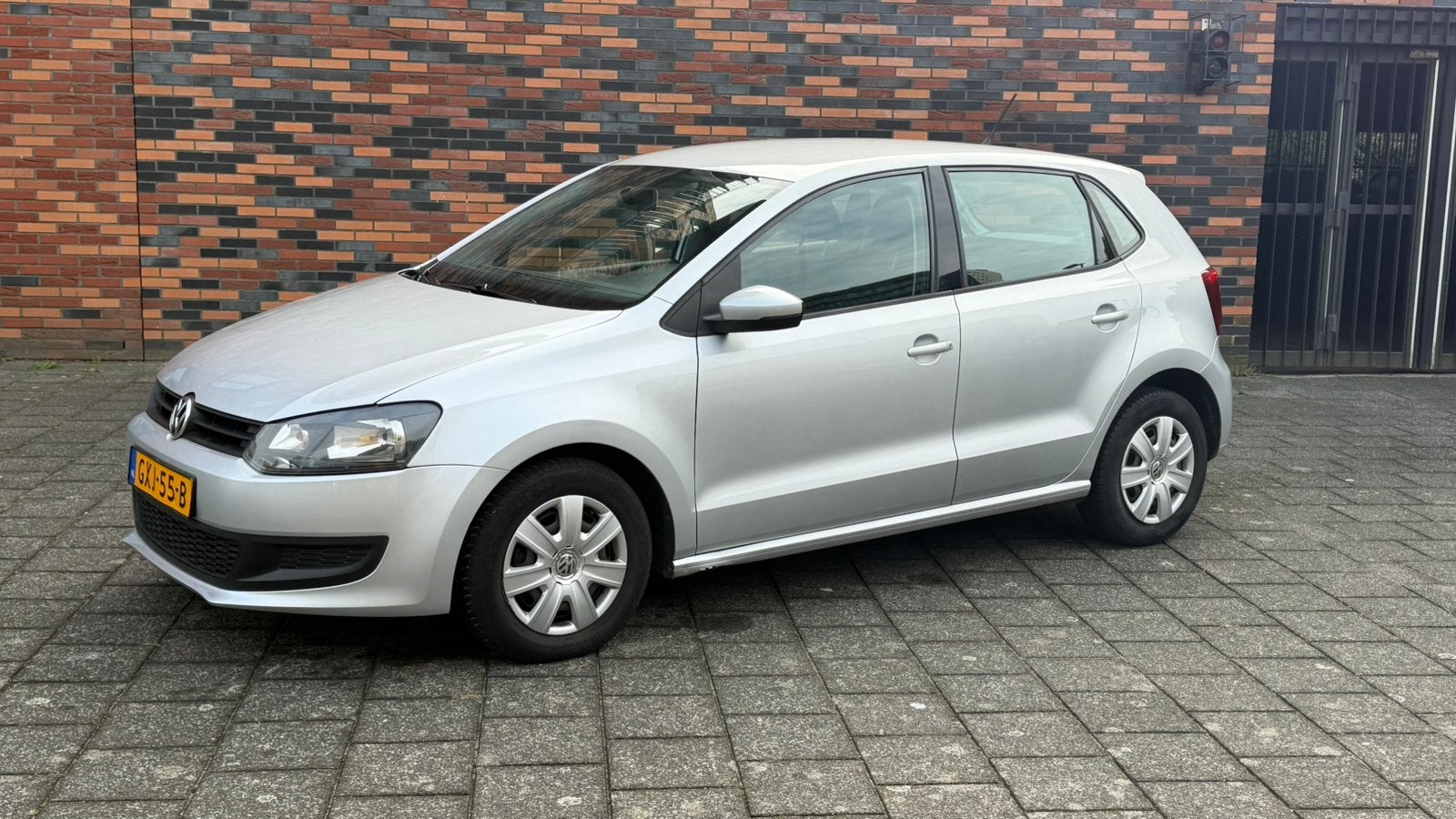 Volkswagen Polo 1.2 6V Team 44KW 5D AIRCO, Voorwielaandrijving, Dealer onderhouden, Zwart, 1198 cc