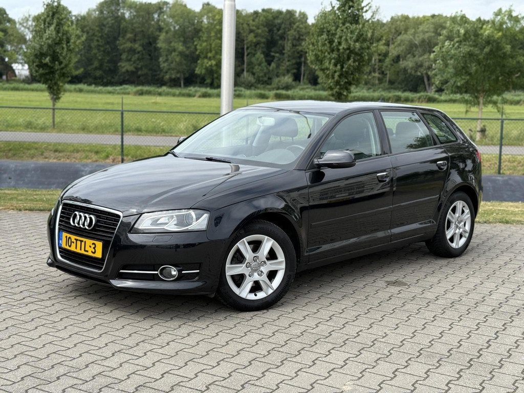 Audi A3 Sportback 1.4 TFSI Attraction Advance nl auto automa, Auto's, Audi, Gebruikt, Zwart, 4 cilinders, Zwart