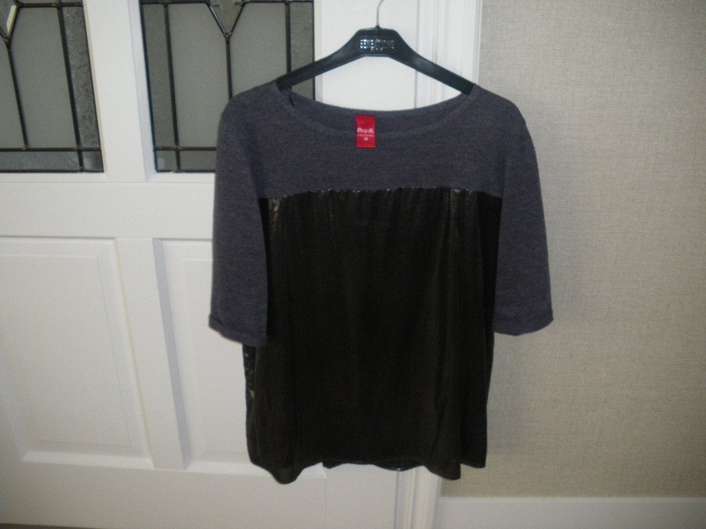 zgan mooi grijs najaars  shirt glimmende stof only m mt 38, Kleding | Dames, Tops, Maat 38/40 (M), Ophalen of Verzenden, Zo goed als nieuw