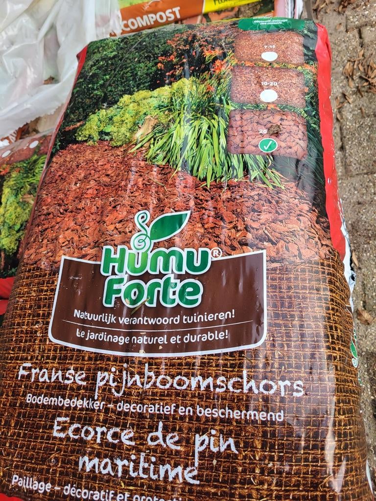 Potgrond , franse boomschors ,culterra, kippenmestkorrel,, Ophalen, Potgrond
