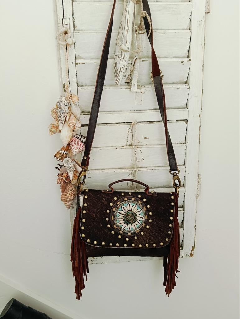 Ibiza style lederen vacht schouder tas, Ophalen of Verzenden, Nieuw, Bruin, Schoudertasje