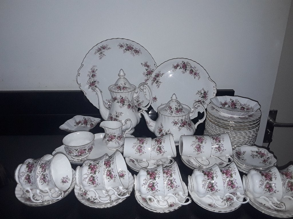 Royal albert Lavender rose uitgebreid thee/koffieservies, Ophalen of Verzenden