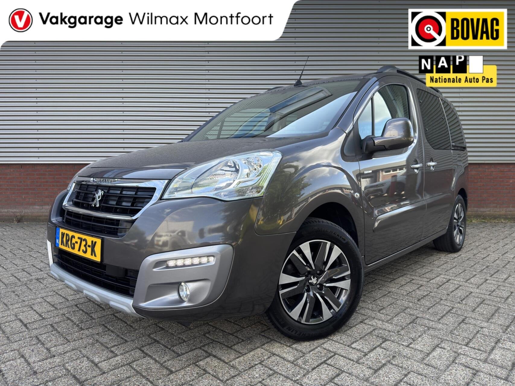 Peugeot Partner Tepee 1.2 PureTech Active|Rifter|Trekhaak|Na, Auto's, Voorwielaandrijving, Stof, Gebruikt, 1199 cc
