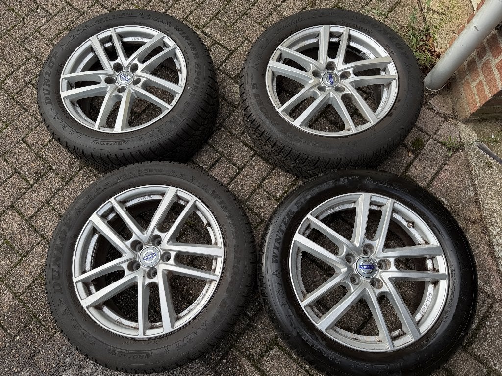 Dunlop winterbanden met velgen voor o.a. Volvo XC40, Ophalen, 18 inch, Gebruikt, Banden en Velgen