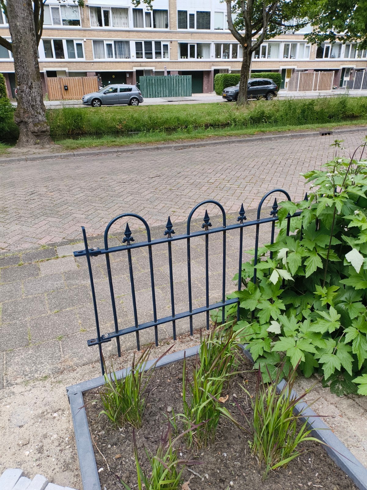 Sierhekwerk - Blauw metalen tuinhek, Ophalen, Gebruikt, IJzer, Sierhekwerk
