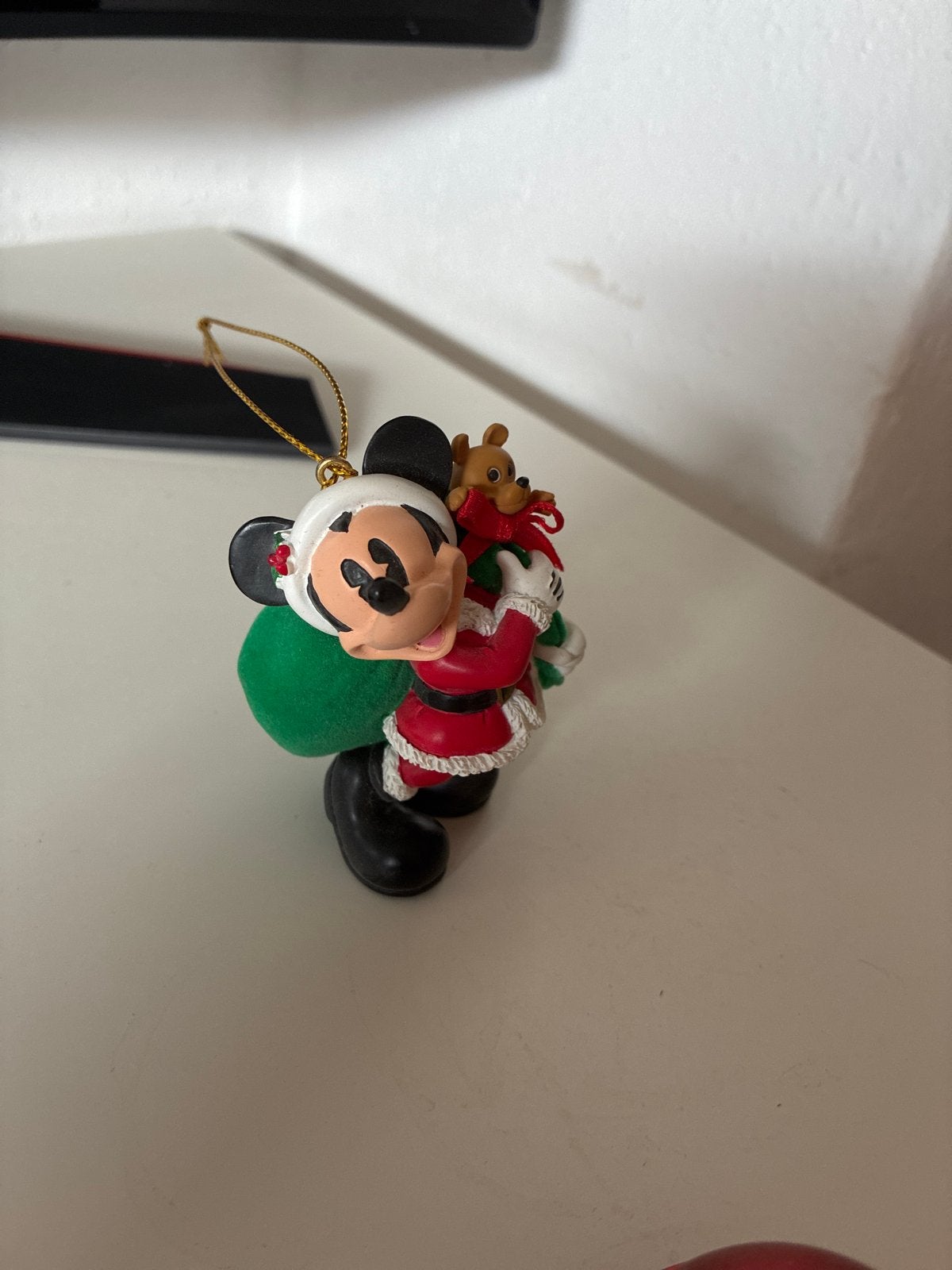 Disney Kerstornamenten - Mickey Mouse & Jingle Bells, Verzamelen, Verzenden, Mickey Mouse, Zo goed als nieuw, Overige typen