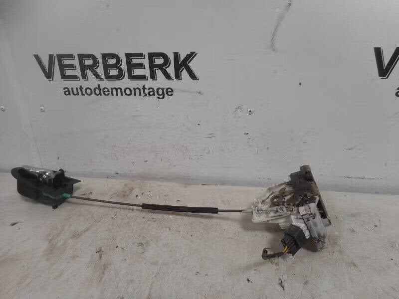 PORTIERSLOT RECHTS ACHTER Ford Mondeo II (96bgf26412cn), Gebruikt, Ophalen of Verzenden, Henry-Ford-Straße 1 50735 Köln, DE, Ford-Werke GmbH