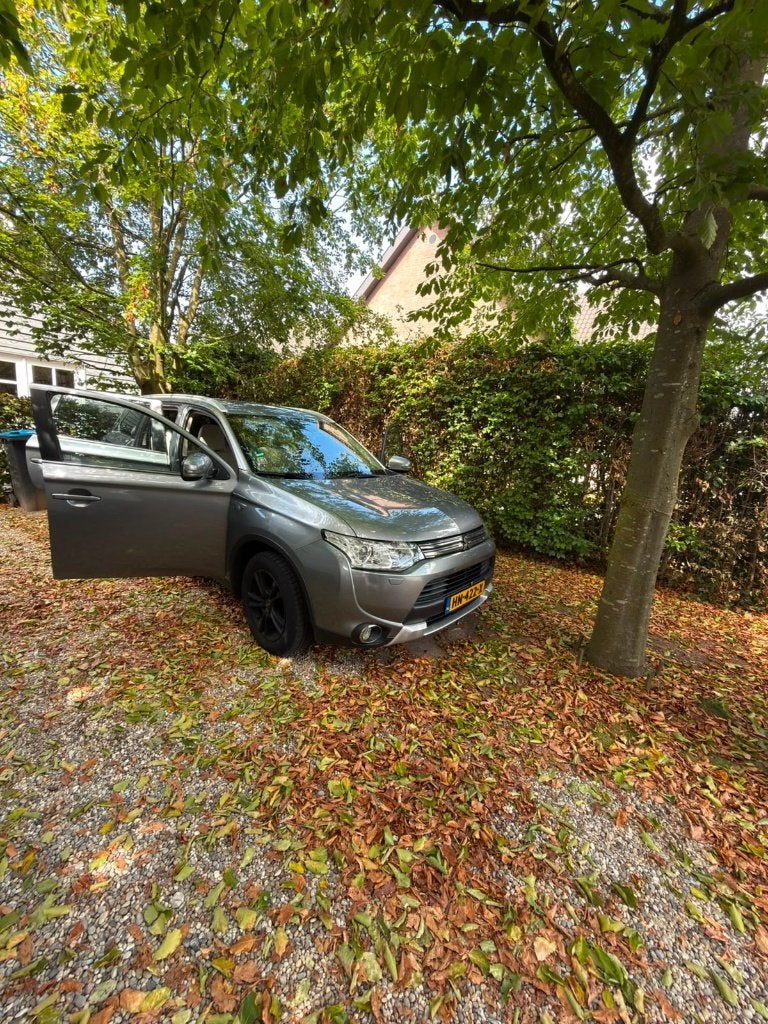 Mitsubishi Outlander 2.0 I Phev 4WD 2015 Grijs 12-2015, Auto's, 1998 cc, Outlander, Euro 6, 4 cilinders